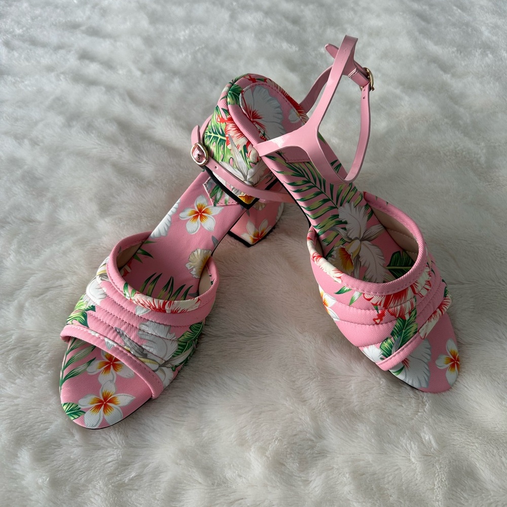 NEW Pink Floral Block Heel Sandals Size 37